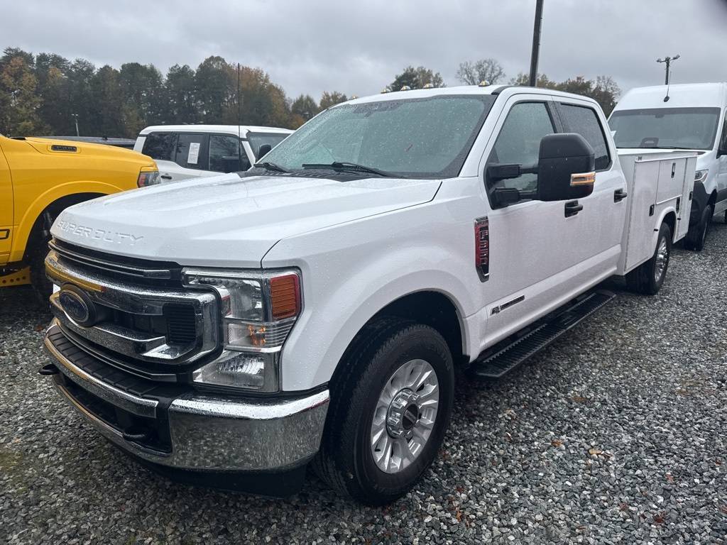 2022 Ford Super Duty F-350 Chassis Cab
