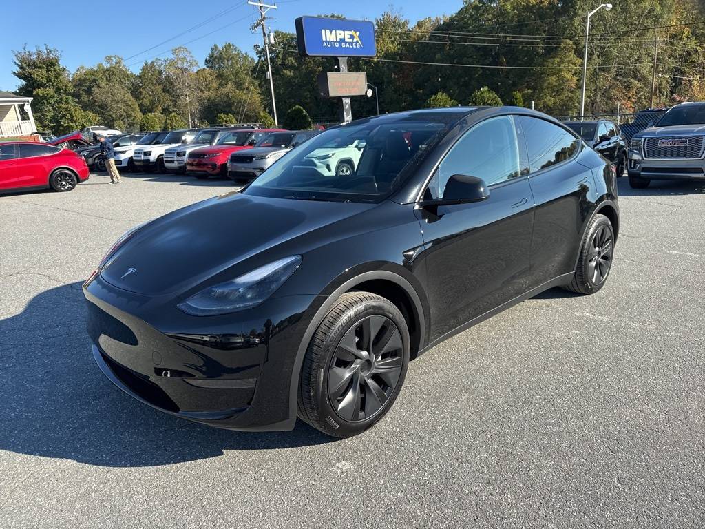2025 Tesla Model Y Long Range — SUV — 10,941 mi — Greensboro, NC