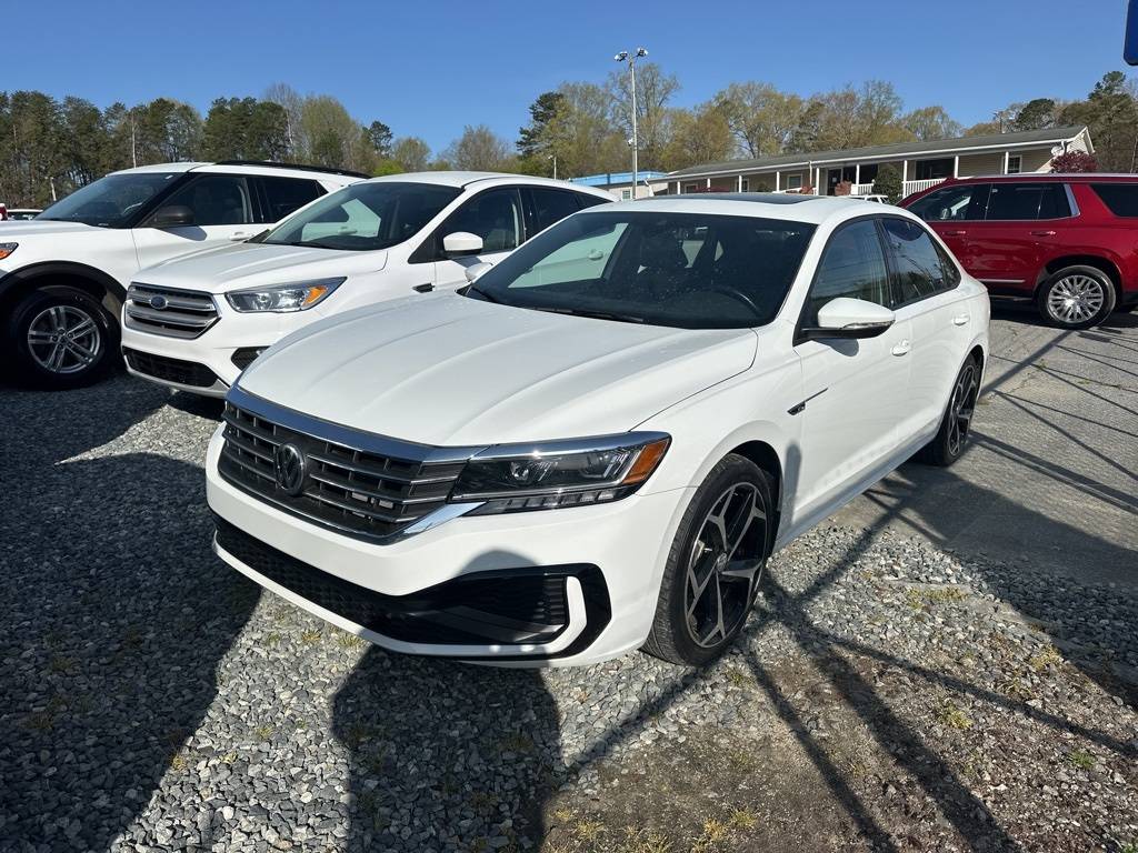 2021 Volkswagen Passat R-Line — Sedan — 17,209 mi — Greensboro, NC