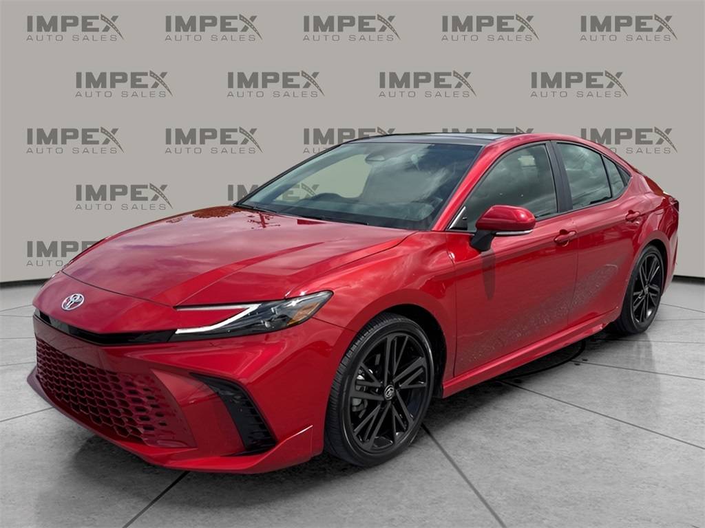 2025 Toyota Camry LE — Sedan — 17,532 mi — Greensboro, NC