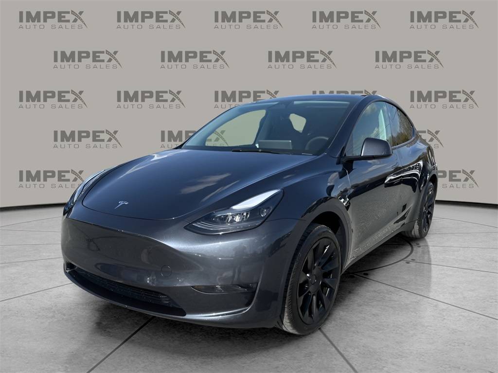 2025 Tesla Model Y Long Range — SUV — 3,157 mi — Greensboro, NC