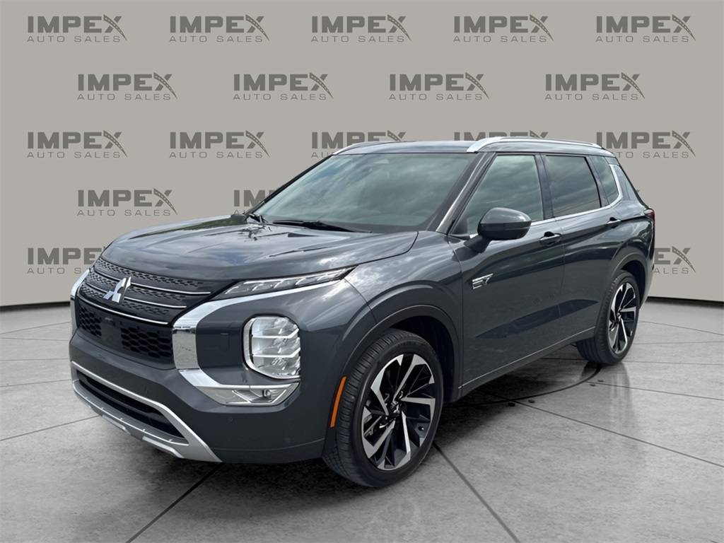 2025 Mitsubishi Outlander Plug-In Hybrid SEL — SUV — 4,200 mi — Greensboro, NC