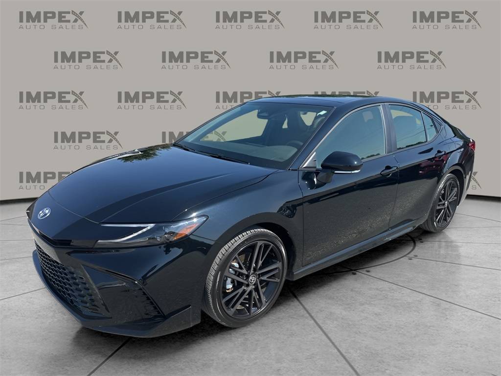 2025 Toyota Camry Hybrid XSE — Sedan — 15,145 mi — Greensboro, NC