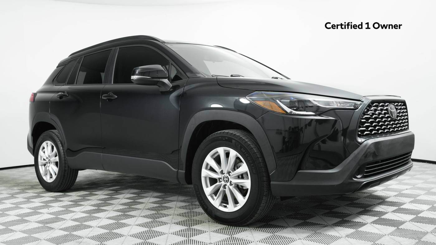 2022 Toyota Corolla Cross LE — SUV — 23,828 mi — Stuart, FL