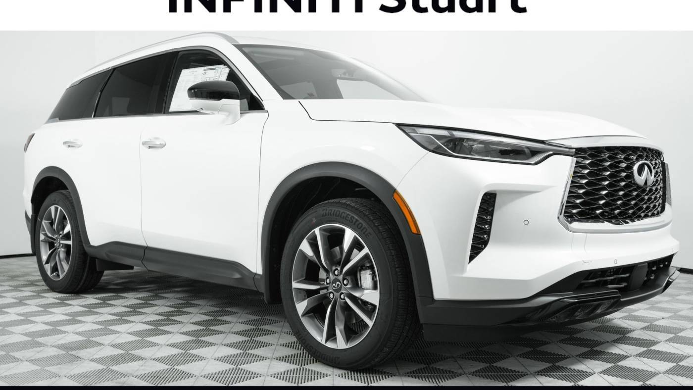 2025 INFINITI QX60 LUXE — SUV — 5,628 mi — Stuart, FL