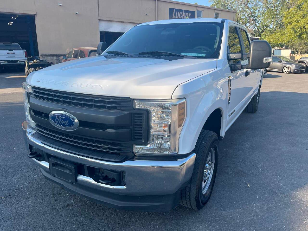 2019 Ford Super Duty F-250 XL — Pickup Truck — 178,936 mi — San Antonio, TX