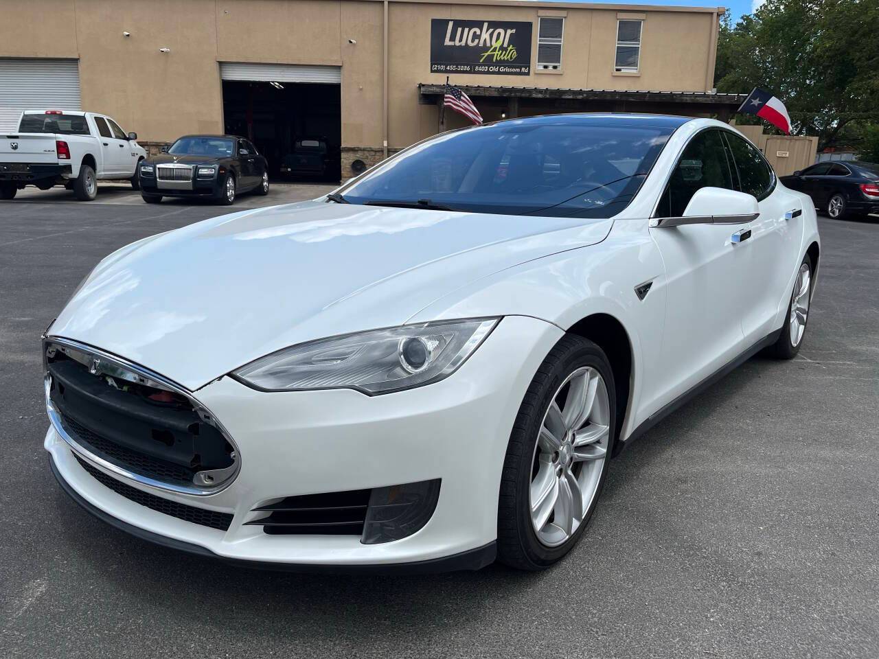 2013 Tesla Model S Standard — Hatchback — 99,899 mi — San Antonio, TX