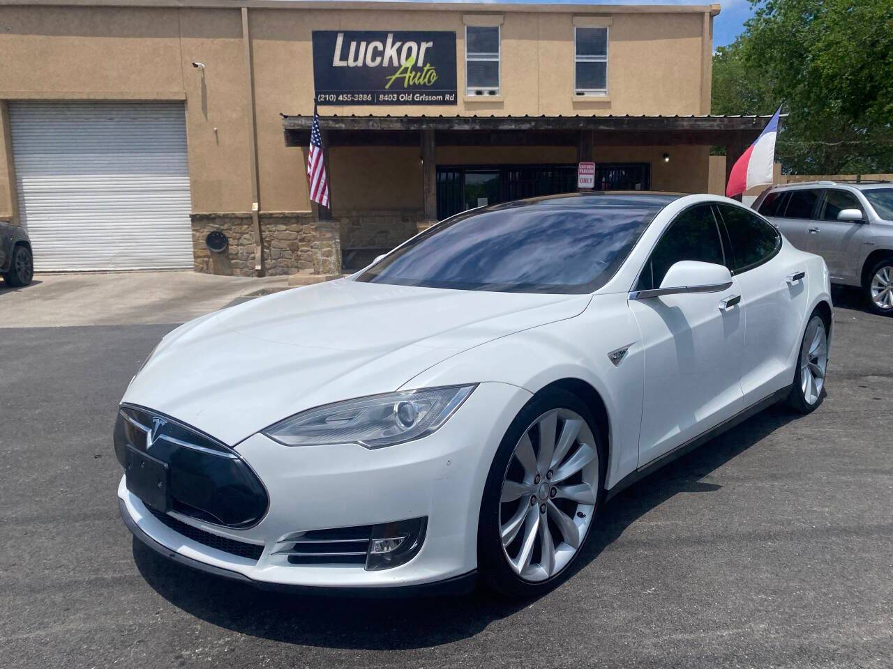 2013 Tesla Model S P85 — Hatchback — 82,231 mi — San Antonio, TX