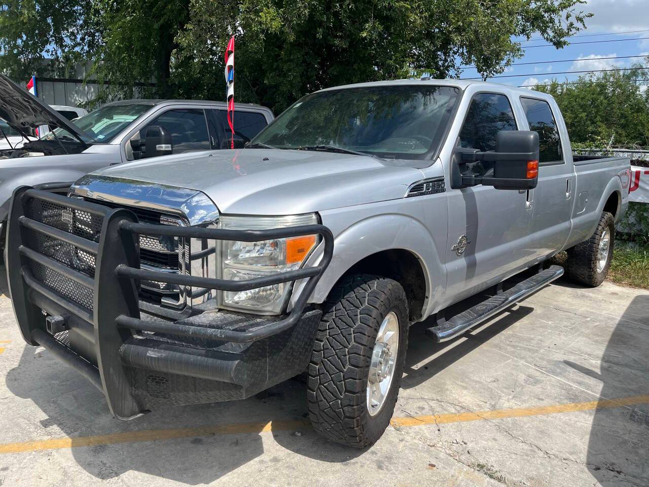 2011 Ford Super Duty F-350 Lariat — Pickup Truck — 183,227 mi — San Antonio, TX