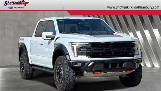 2025 Ford F-150 Raptor — Pickup Truck — 2,522 mi — Granbury, TX