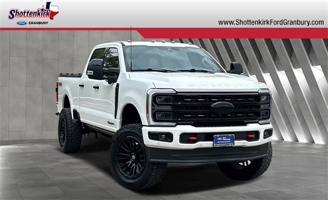 2024 Ford Super Duty F-250 Platinum — Pickup Truck — 5,060 mi — Granbury, TX