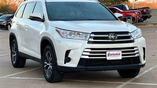 2019 Toyota Highlander LE V6 — SUV — 95,101 mi — Granbury, TX