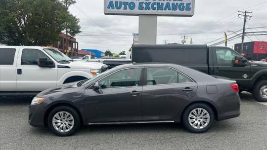 2013 Toyota Camry Hybrid LE — Sedan — 102,984 mi — Glen Burnie, MD