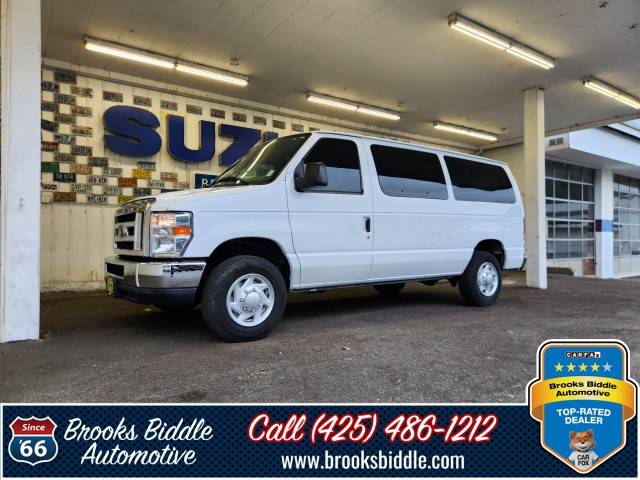 2011 Ford Econoline Wagon E-350 Super Duty XLT