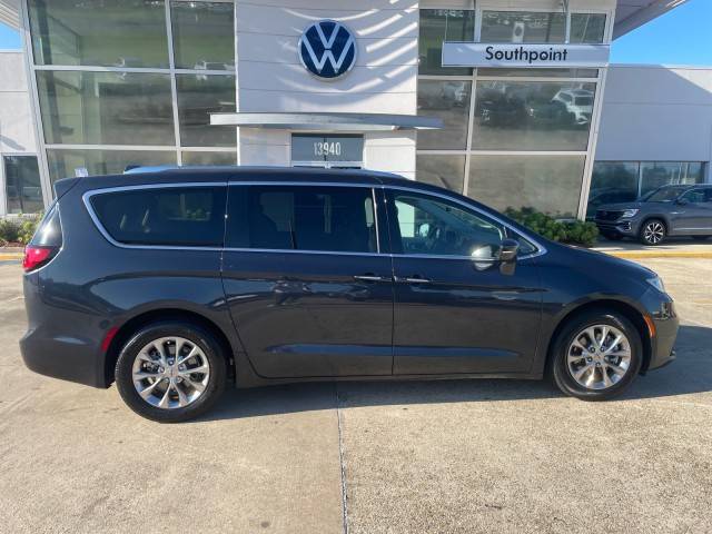 2021 Chrysler Pacifica Touring L — Minivan — 56,485 mi — Baton Rouge, LA