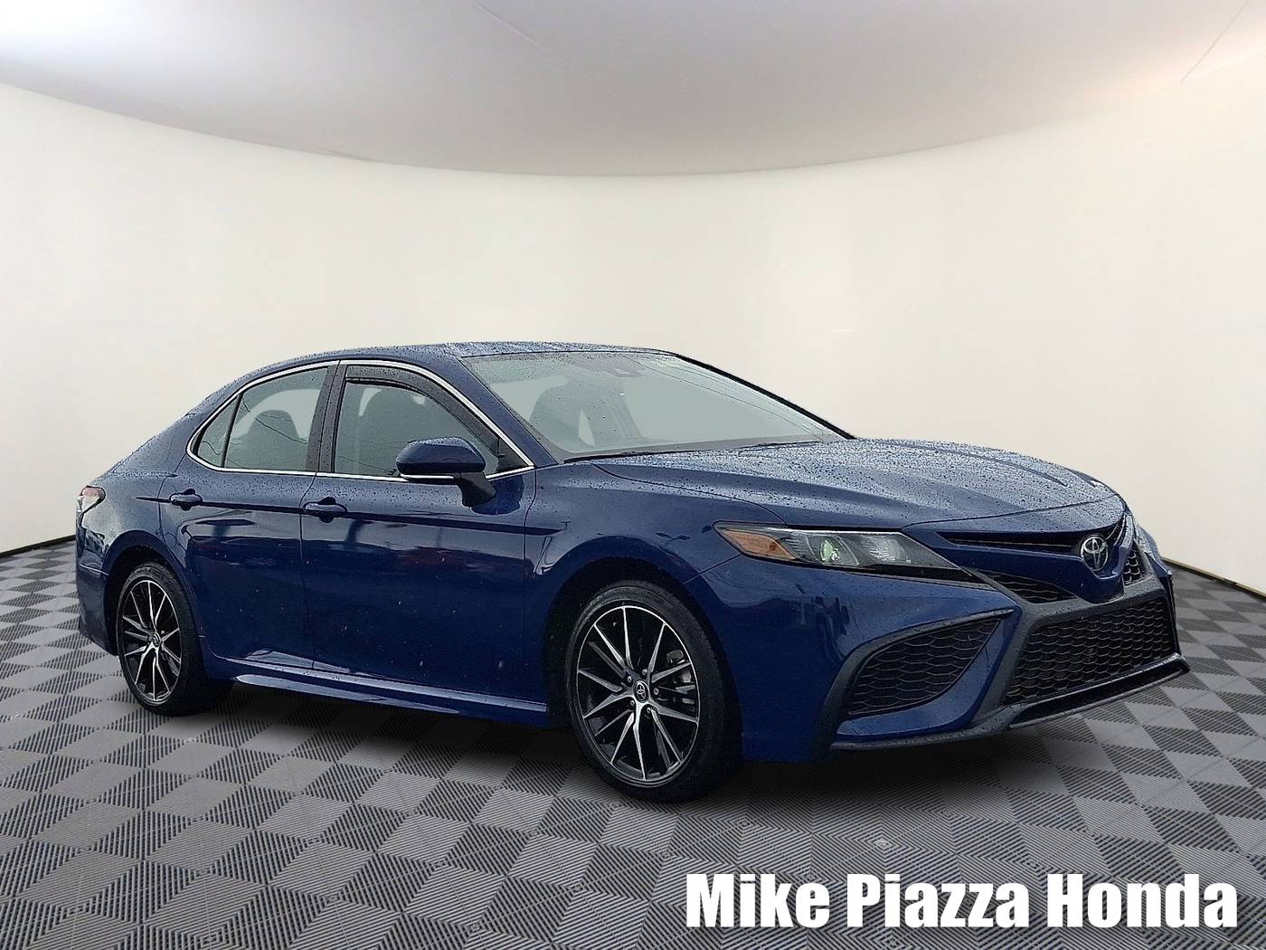 2024 Toyota Camry SE — Sedan — 17,909 mi — Langhorne, PA