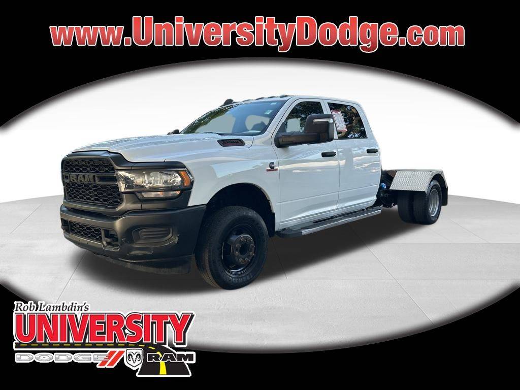 2024 Ram 3500 Chassis Cab Tradesman — Chassis Cab Truck — 114,141 mi — Davie, FL