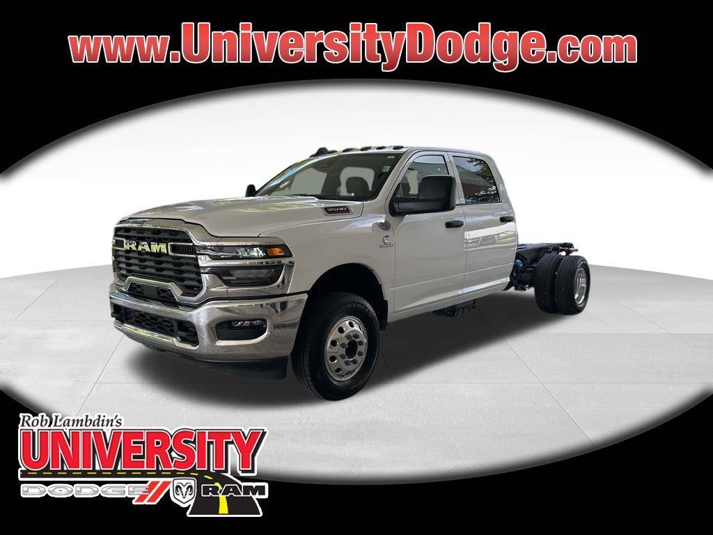 2025 Ram 3500 Chassis Cab Tradesman — Chassis Cab Truck — 15 mi — Davie, FL