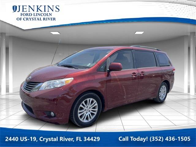 2013 Toyota Sienna Limited — Minivan — 131,508 mi — Crystal River, FL