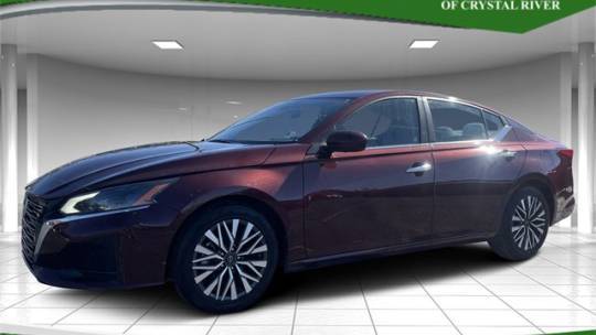 2023 Nissan Altima SV — Sedan — 52,230 mi — Crystal River, FL