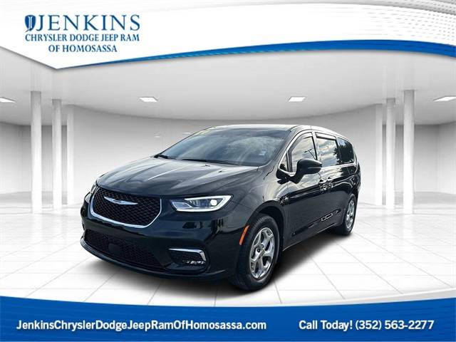 2024 Chrysler Pacifica Limited — Minivan — 7,862 mi — Homosassa, FL