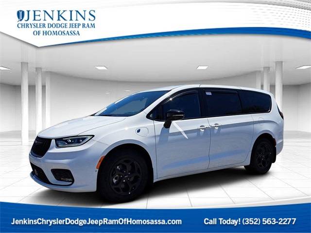 2024 Chrysler Pacifica Hybrid S Appearance