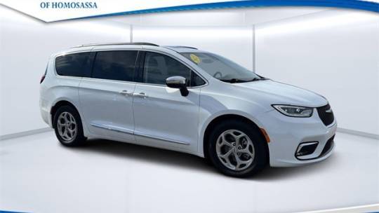 2023 Chrysler Pacifica Limited — Minivan — 63,117 mi — Homosassa, FL