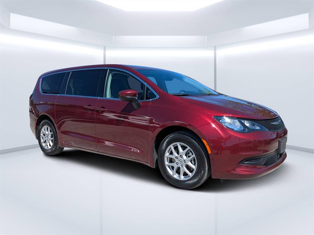 2023 Chrysler Voyager LX — Minivan — 59,230 mi — Jacksonville, FL