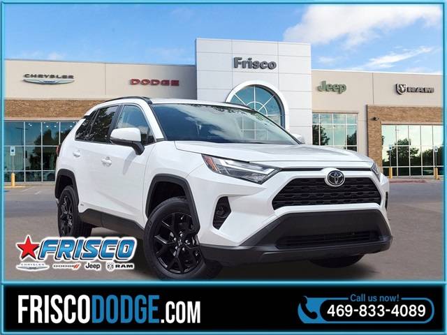 2025 Toyota RAV4 Hybrid XLE — SUV — 3,041 mi — Frisco, TX