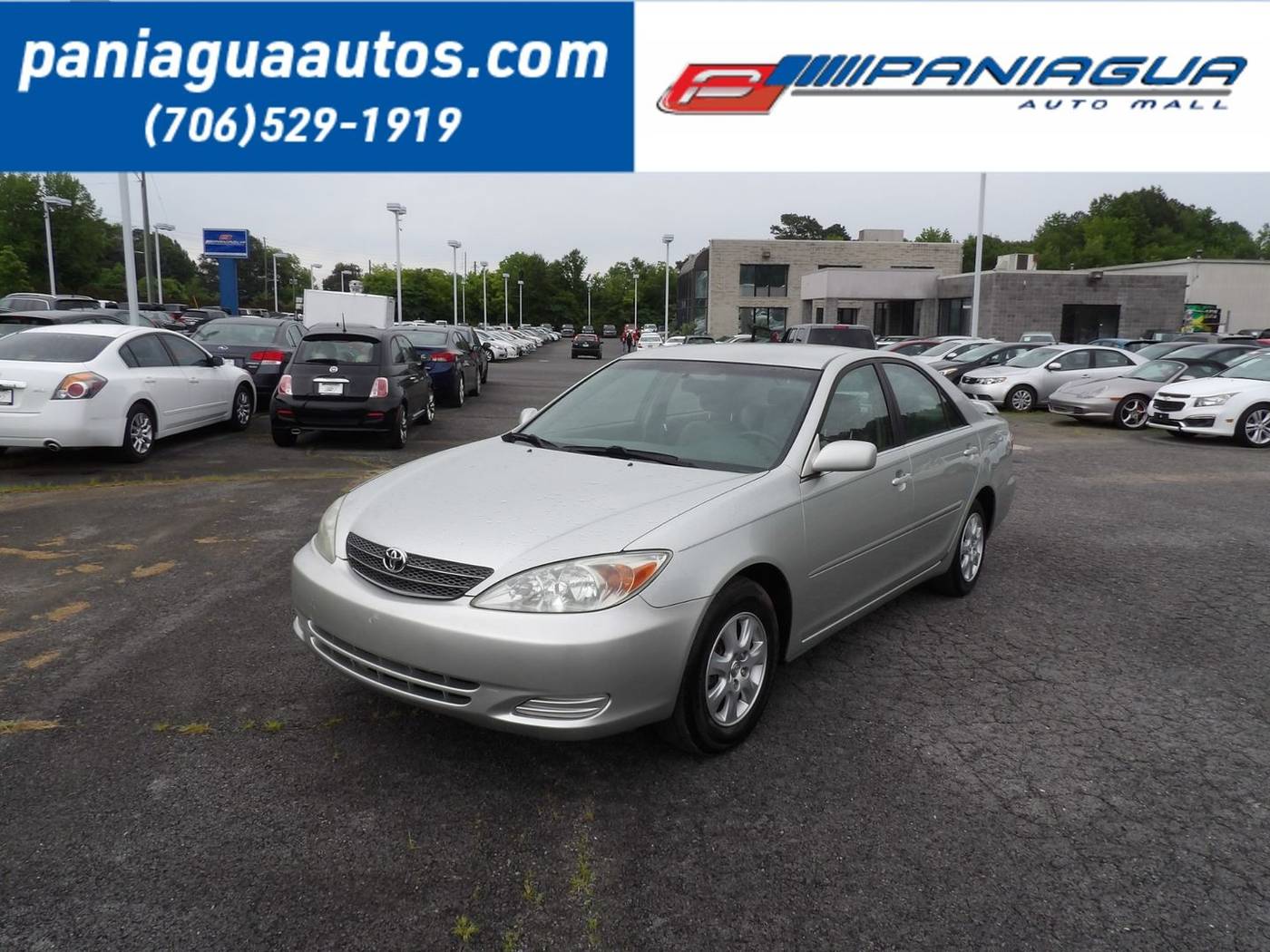 2002 Toyota Camry LE V6 — Sedan — 207,486 mi — Dalton, GA