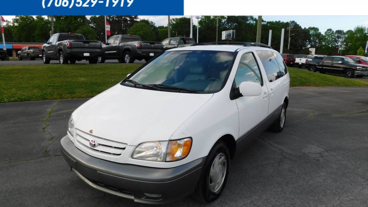 2002 Toyota Sienna XLE — Minivan — 222,413 mi — Dalton, GA