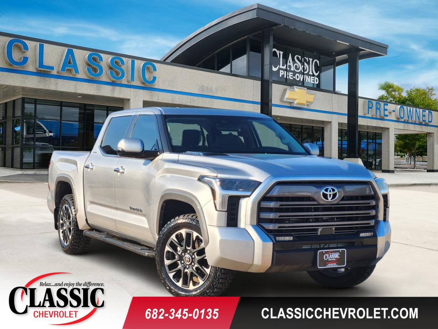 2024 Toyota Tundra Hybrid Limited — Pickup Truck — 17,346 mi — Grapevine, TX