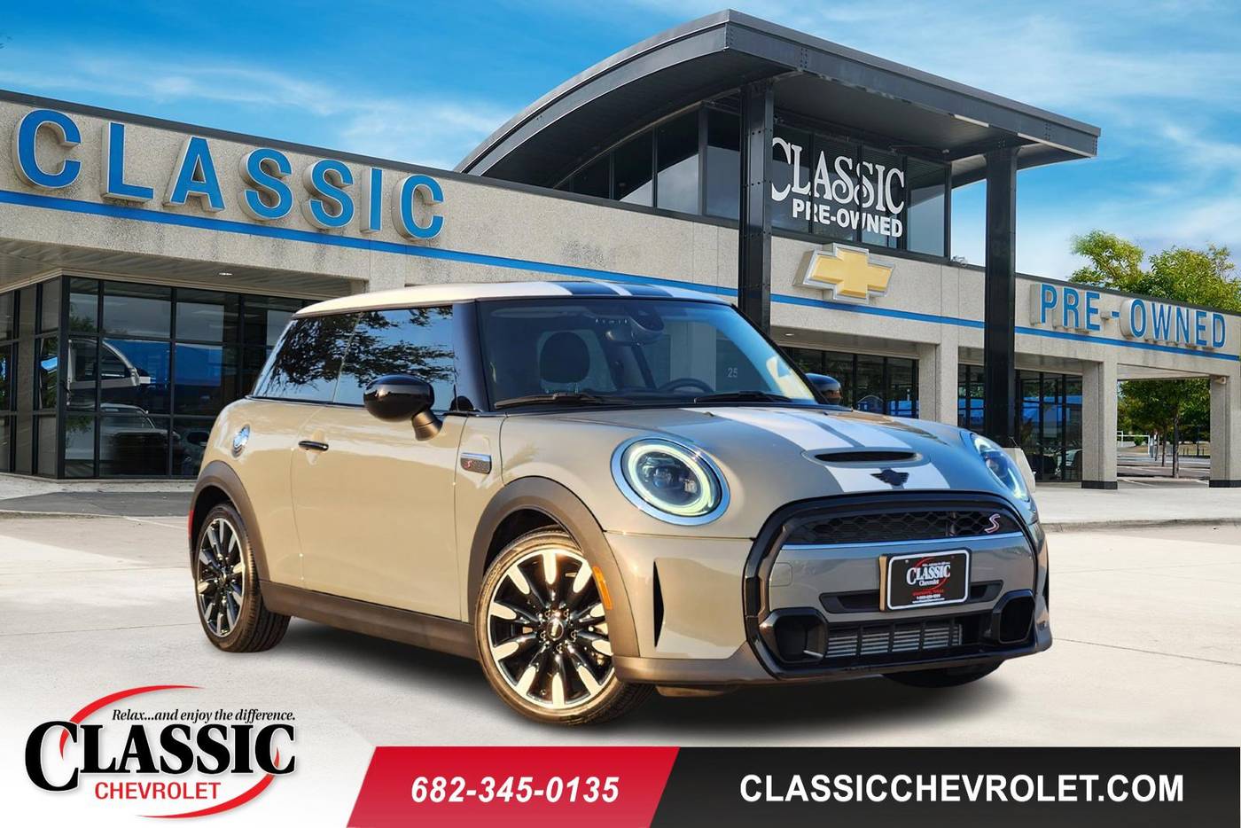 2022 MINI Hardtop Cooper S — Hatchback — 10,175 mi — Grapevine, TX