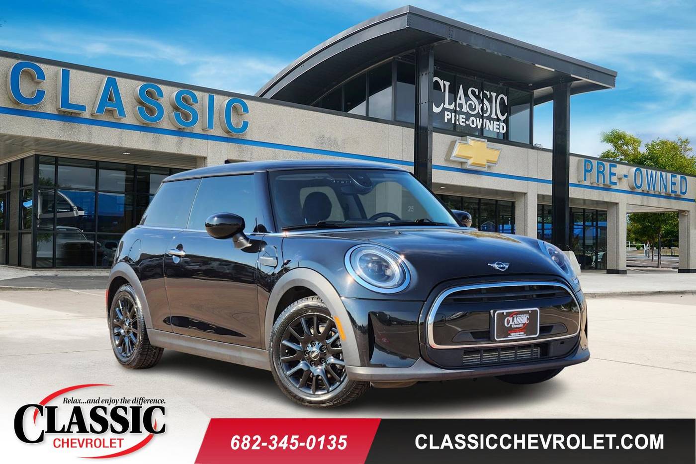 2022 MINI Hardtop Cooper — Hatchback — 46,264 mi — Grapevine, TX