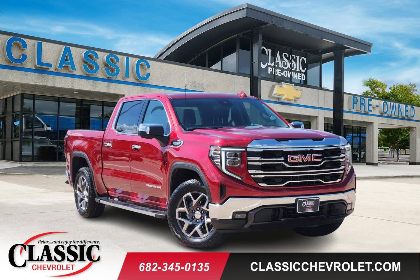 2023 GMC Sierra 1500 SLT — Pickup Truck — 11,442 mi — Grapevine, TX