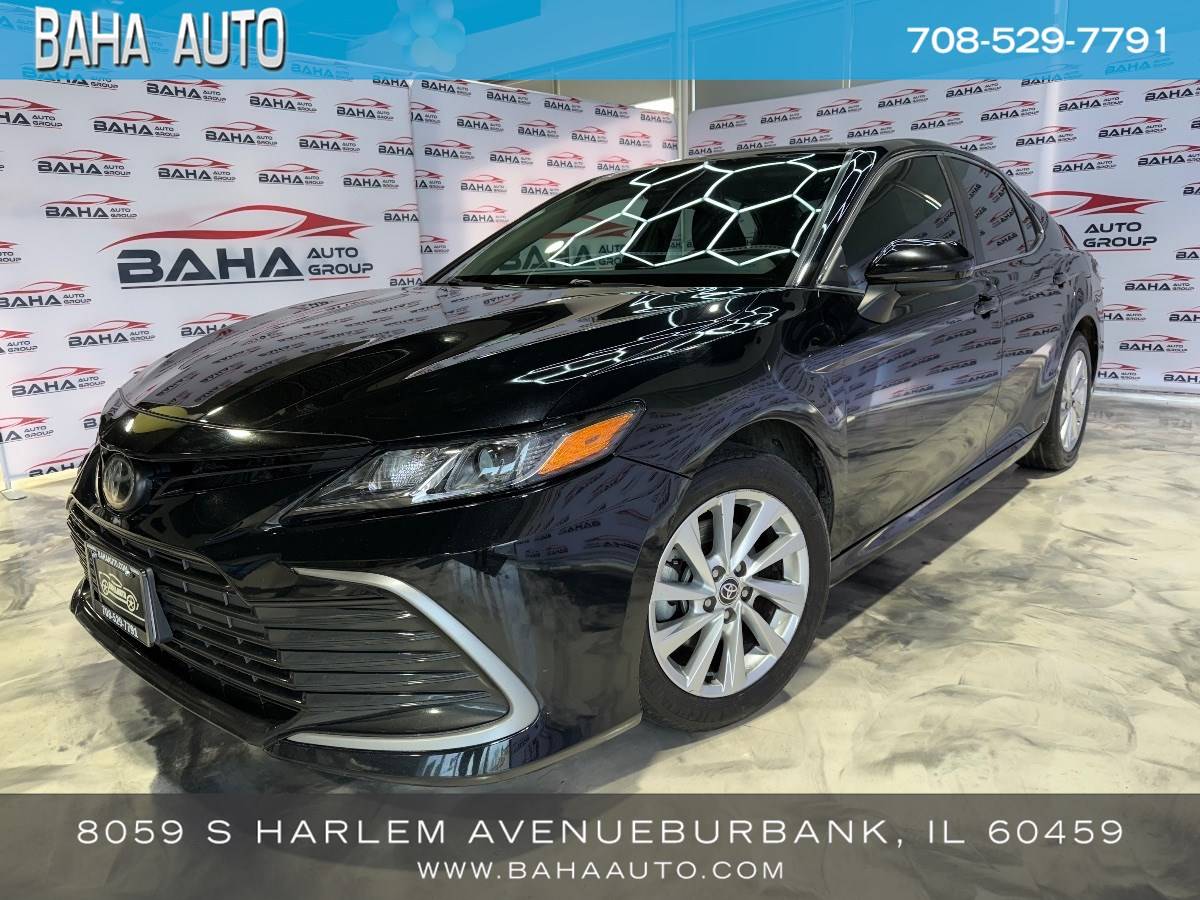2021 Toyota Camry LE — Sedan — 230,735 mi — Burbank, IL