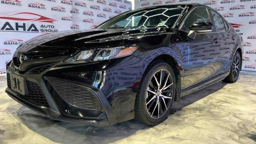 2024 Toyota Camry SE — Sedan — 26,901 mi — Burbank, IL