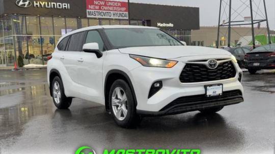 2022 Toyota Highlander LE — SUV — 38,090 mi — Yorkville, NY