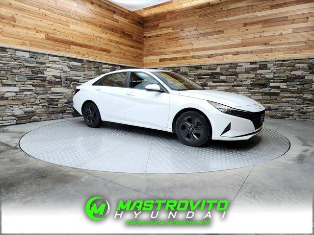 2023 Hyundai Elantra SEL — Sedan — 31,646 mi — Yorkville, NY