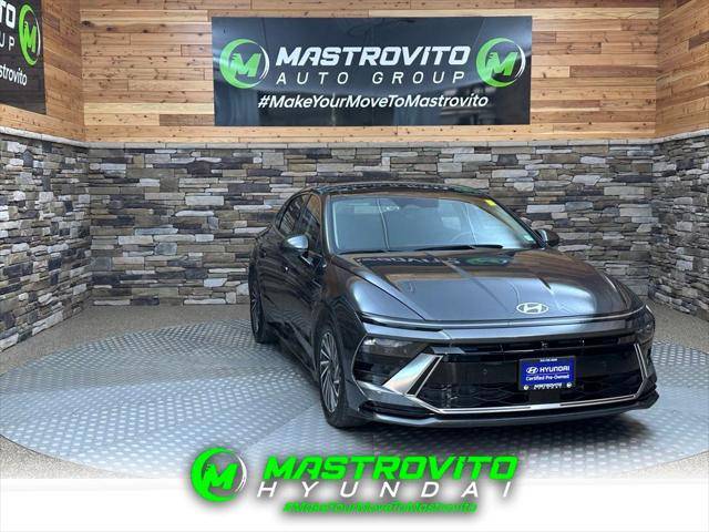 2024 Hyundai Sonata Hybrid Limited — Sedan — 13,238 mi — Yorkville, NY