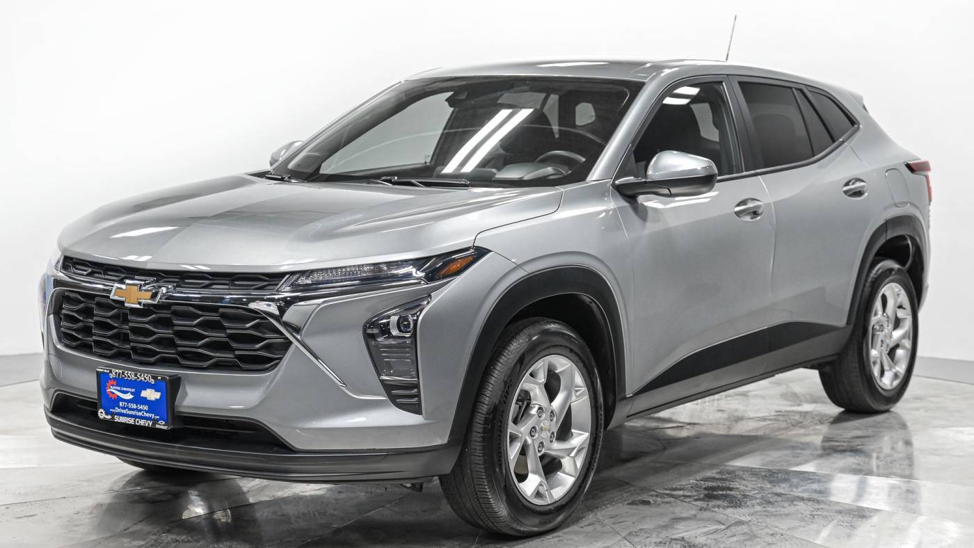 2024 Chevrolet Trax LS — SUV — 24,928 mi — Forest Hills, NY
