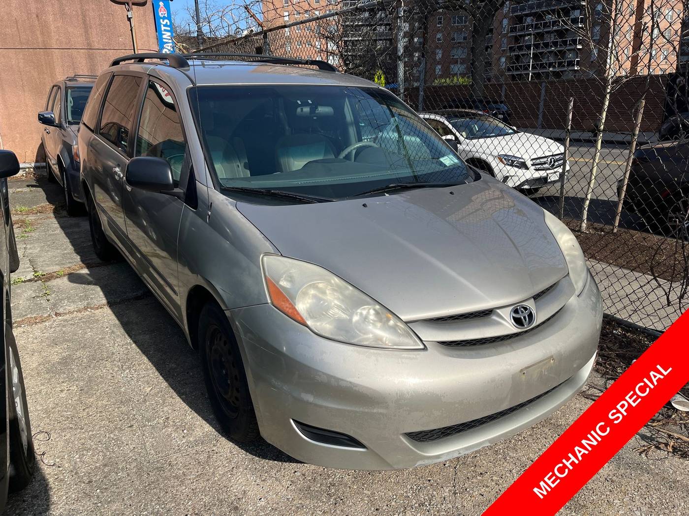 2008 Toyota Sienna CE — Minivan — 214,765 mi — Forest Hills, NY