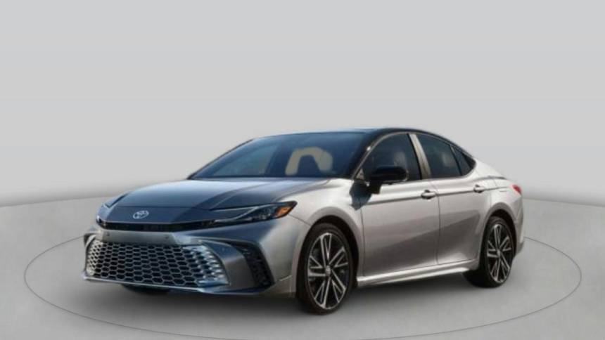 2025 Toyota Camry SE — Sedan — 66,986 mi — Forest Hills, NY