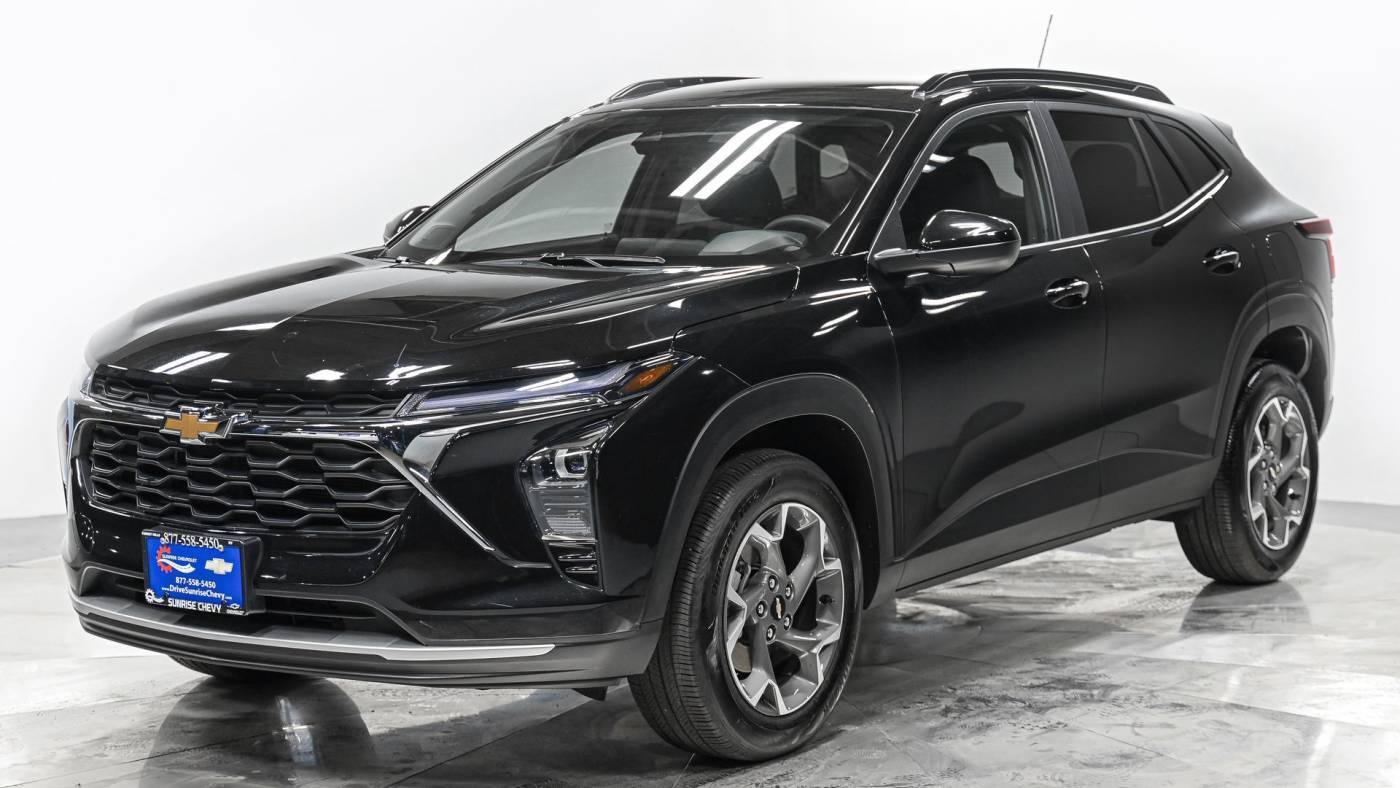 2024 Chevrolet Trax LT — SUV — 18,568 mi — Forest Hills, NY