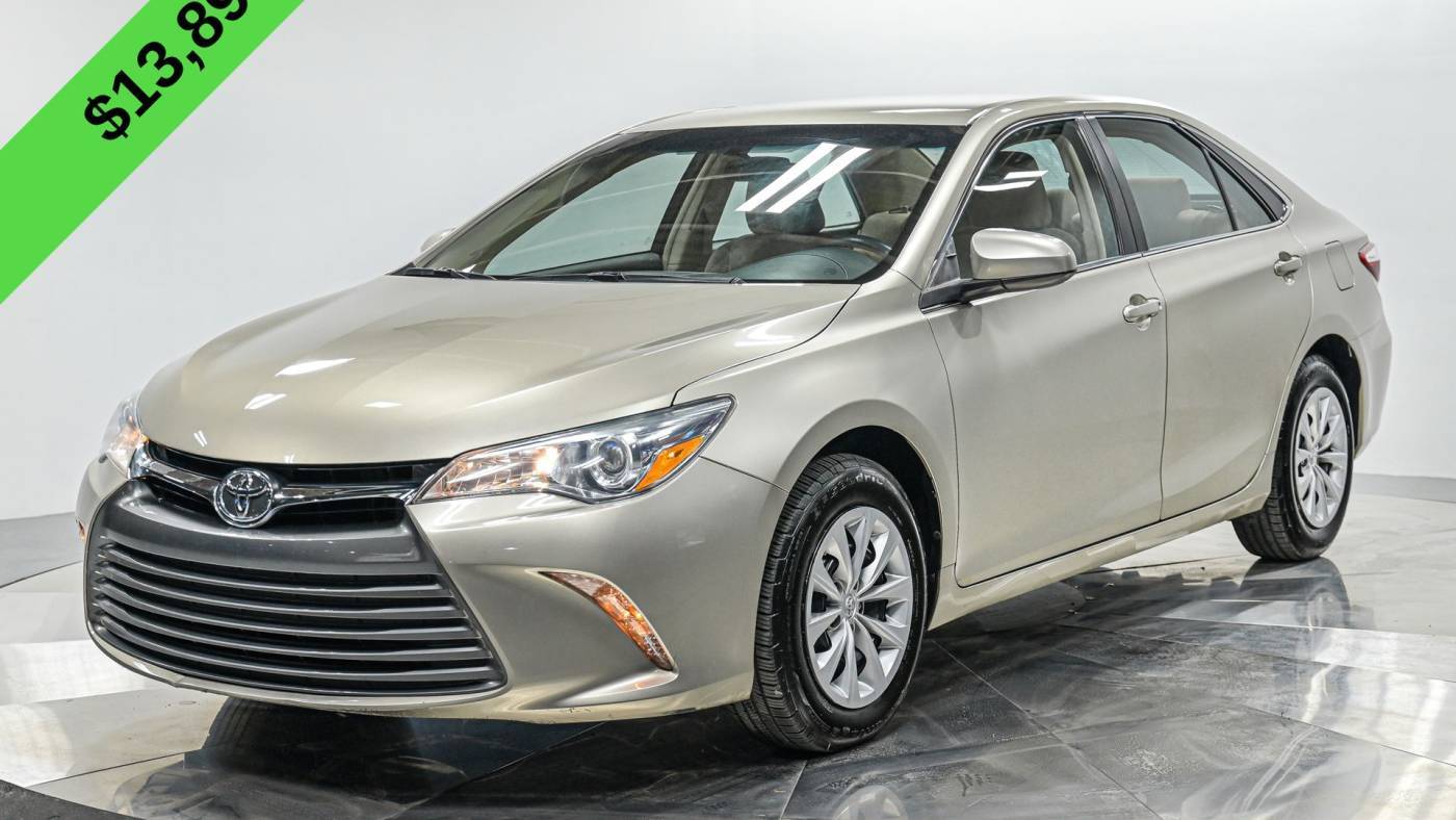 2016 Toyota Camry LE