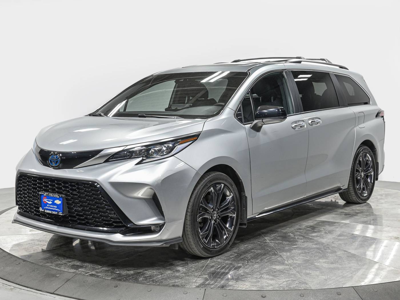 2023 Toyota Sienna XSE — Minivan — 61,393 mi — Forest Hills, NY