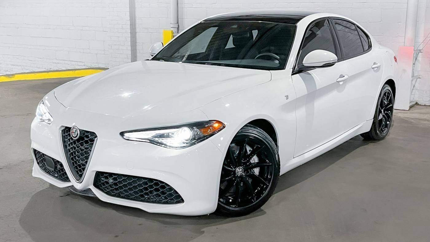 2022 Alfa Romeo Giulia Ti — Sedan — 2,054 mi — Forest Hills, NY