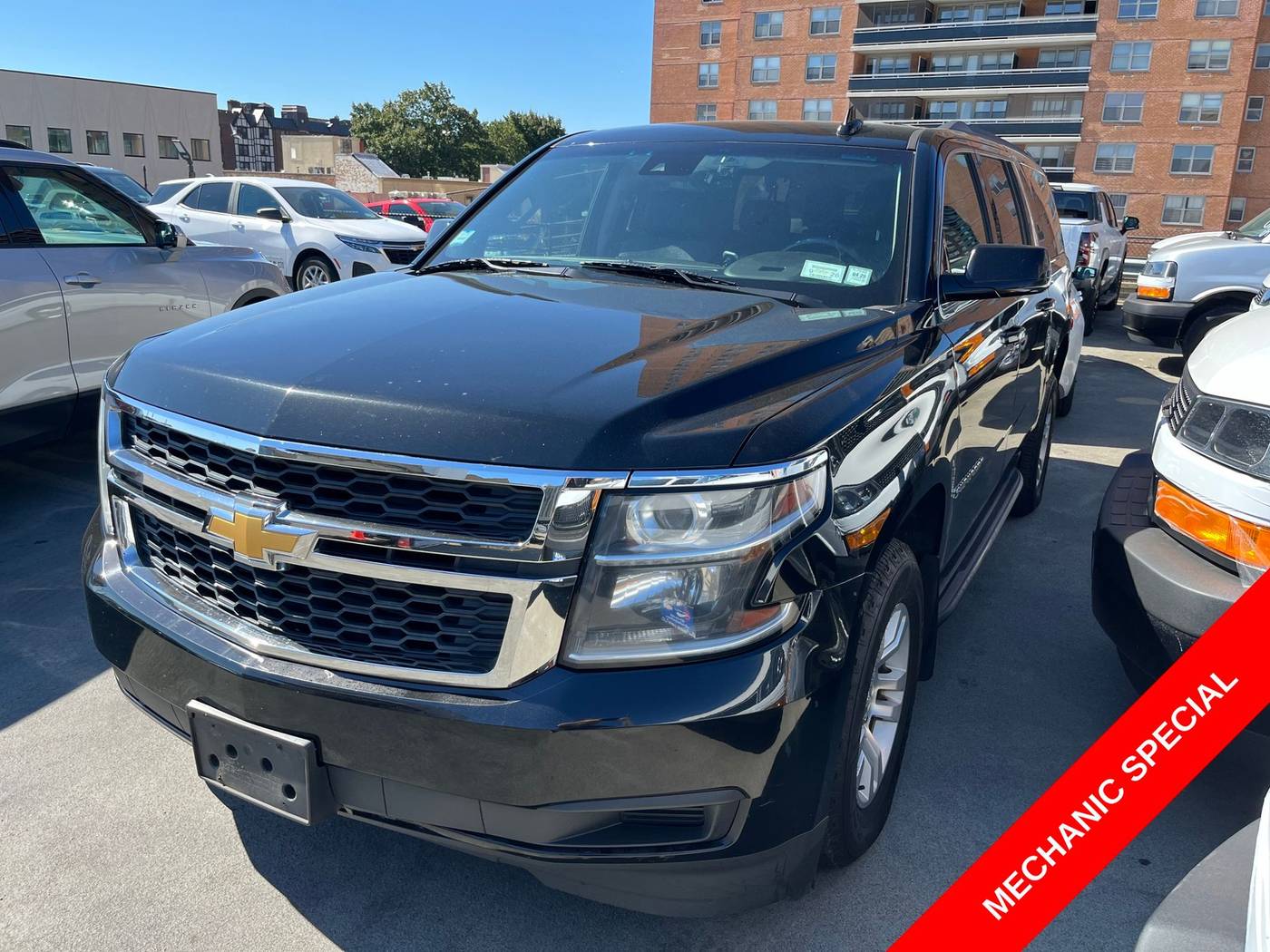 2019 Chevrolet Suburban LT — SUV — 256,943 mi — Forest Hills, NY