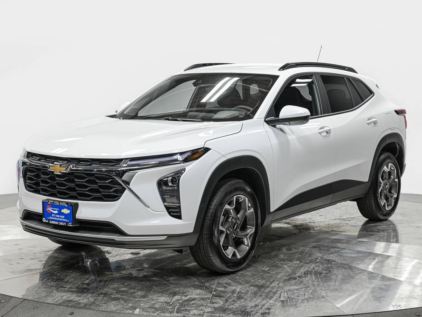 2025 Chevrolet Trax LT — SUV — 16 mi — Forest Hills, NY