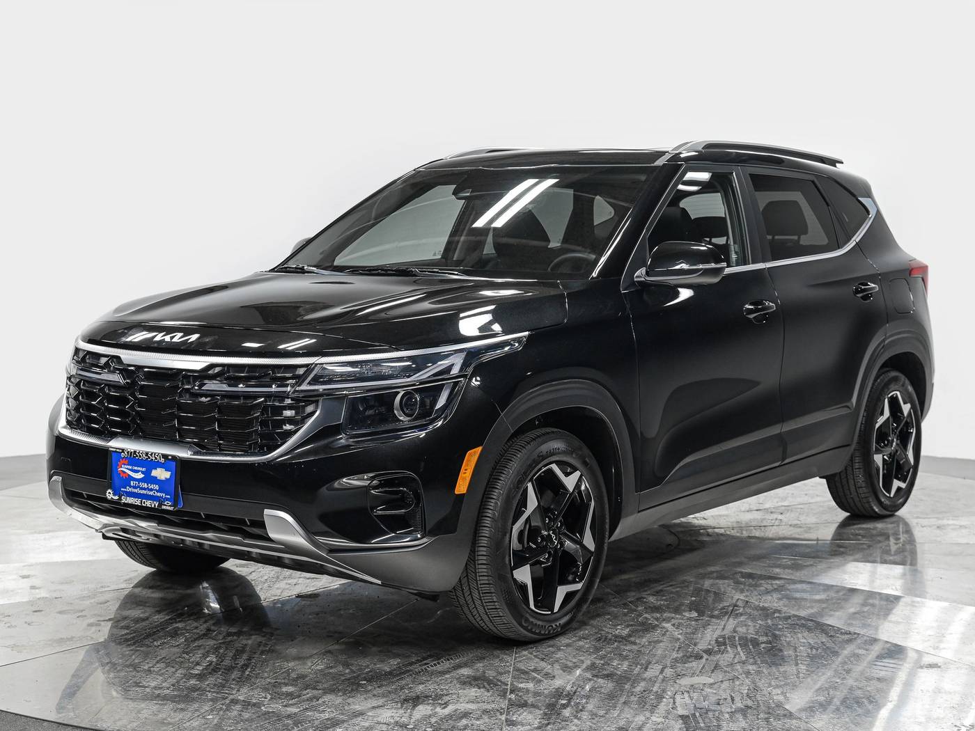 2024 Kia Seltos EX — SUV — 8,300 mi — Forest Hills, NY